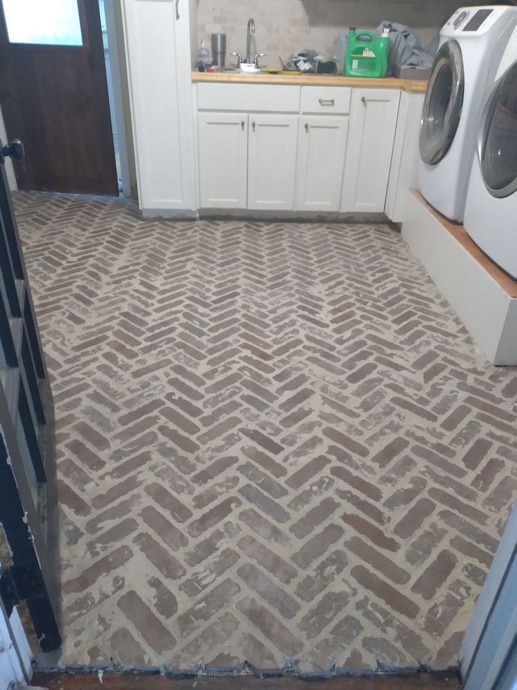 Slide of Ryaden Construction