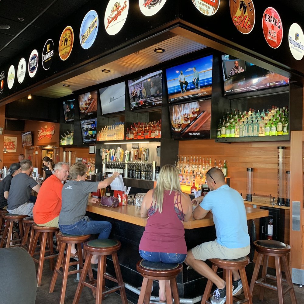 Drake's - Drakes Bar - Burgers Near Me - Florence, Kentucky