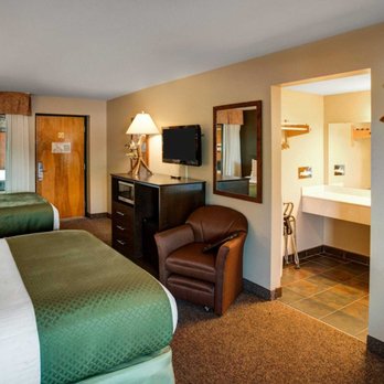 Quality Inn - Hotels Near Me - Ashland, Wisconsin