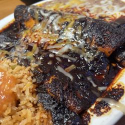 Maria's Mexican Restaurant - Chicken and cheese mole poblano enchilada plate, YUMM!
