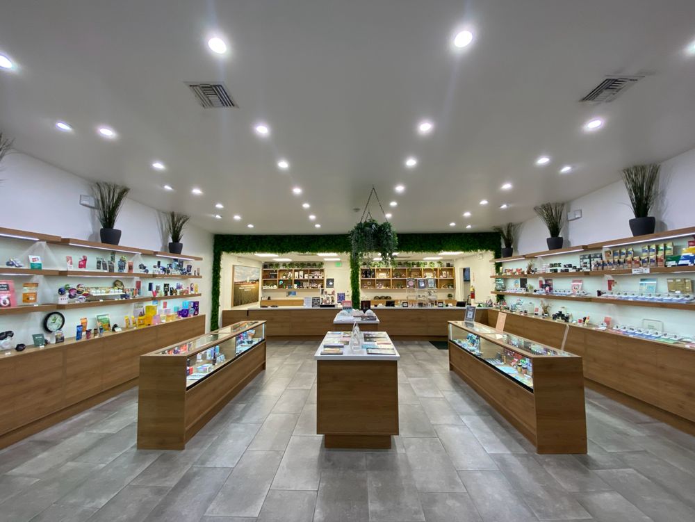 GREEN EARTH CO. WEED DISPENSARY Updated October 2024 45 Photos