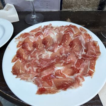 El Xampanyet - Iberico  @davideatsdc - Tapas Bars Near Me - Barcelona, B