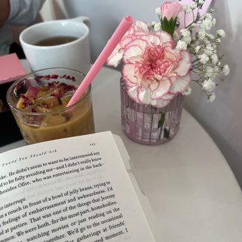 Decadent Macaron - Great place to chill and read a book - Macarons Near Me - Gilbert, Arizona Decadent Macaron - Great place to chill and read a book - Macarons Near Me - Gilbert, Arizona