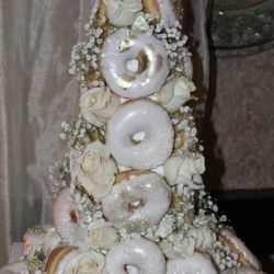 Moretti Bakery - Morietti's Specialty Cake