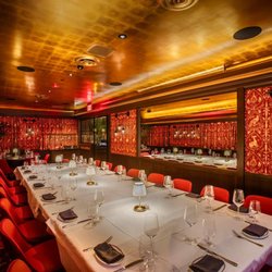 A long table in the dining room of Big Rock Italian Chophouse