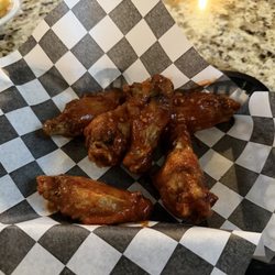 R Bar And Grill