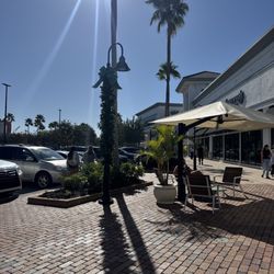 The Avenue Viera - Such a great shopping plaza!