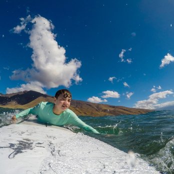 Swell Maui Surf Lessons - Surf Schools Near Me