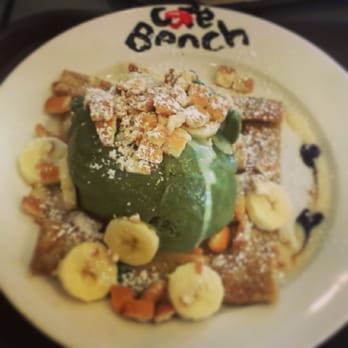 Cafe Bench - Lady nana crepe with green tea ice cream - Cafes Near Me - Flushing, New York