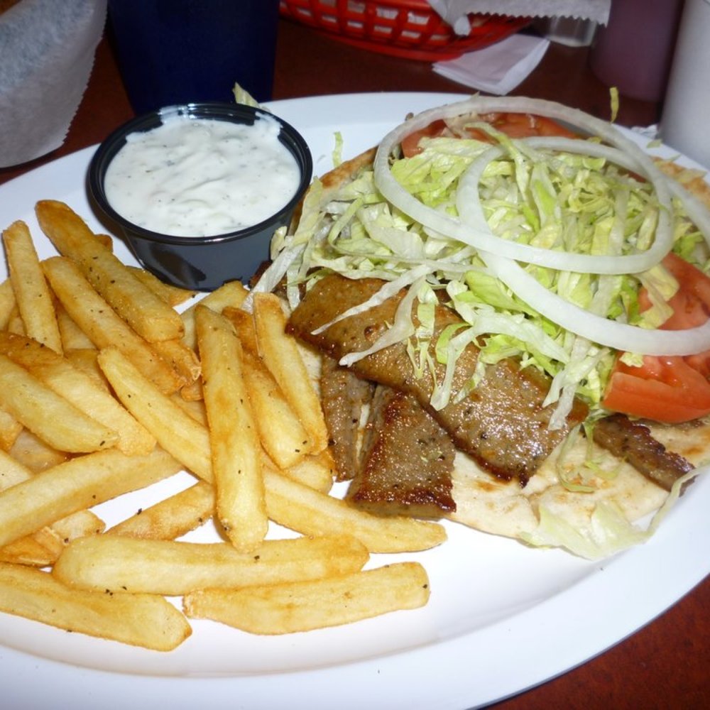 Mama Lucci's - Gyro Platter - Italian Near Me - Leesburg, Virginia Mama Lucci's - Gyro Platter - Italian Near Me - Leesburg, Virginia