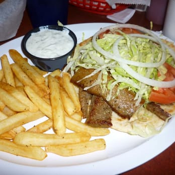 Mama Lucci's - Gyro Platter - Italian Near Me - Leesburg, Virginia