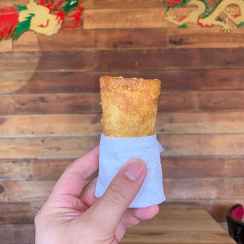 Jenny's Restaurant - Chinese fried egg roll - Chinese Near Me - Montgomery, Alabama Jenny's Restaurant - Chinese fried egg roll - Chinese Near Me - Montgomery, Alabama