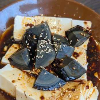 Hot Hot Rice Noodle - Noodles Near Me - Toronto, Ontario