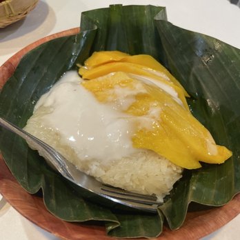 Lotus Thai Bistro - Sweet Sticky Rice with Mango - Thai Near Me - Palo Alto, California Lotus Thai Bistro - Sweet Sticky Rice with Mango - Thai Near Me - Palo Alto, California