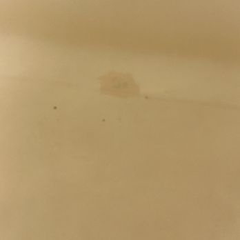 Miners Inn Motel - Stain in bathtub. - Hotels Near Me - Mariposa, California