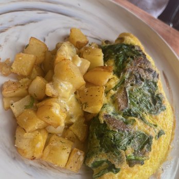 Bistro Cacao - Vegetarian Omelette - French Near Me - Washington, DC, District of Columbia