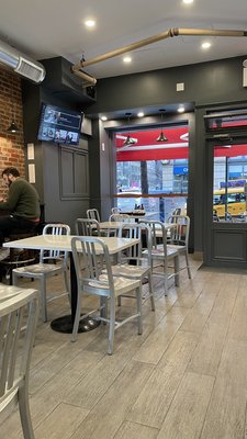 72ND Eatery by null