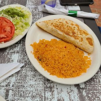 Cancun Mexican Restaurant - Quesadilla combo plate - Mexican Near Me - Savannah, Georgia Cancun Mexican Restaurant - Quesadilla combo plate - Mexican Near Me - Savannah, Georgia