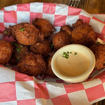 1710 Tavern - We enjoyed the hushpuppies - Wine Bars Near Me - Tappahannock, Virginia
