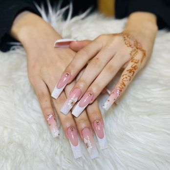 Royal Nails - Nail Salons Near Me - Citrus Heights, California