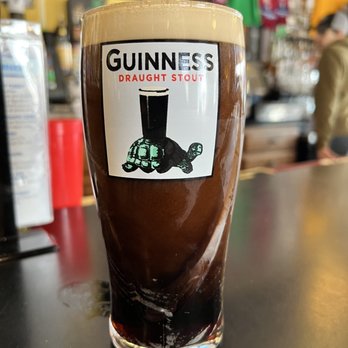 Dooleys Pub - Guinea's on tap - Pubs Near Me - Eau Claire, Wisconsin