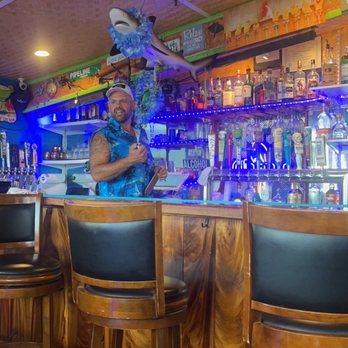 Da Shark Shack - Awesome bartender - Cocktail Bars Near Me - Kailua-Kona, Hawaii Da Shark Shack - Awesome bartender - Cocktail Bars Near Me - Kailua-Kona, Hawaii