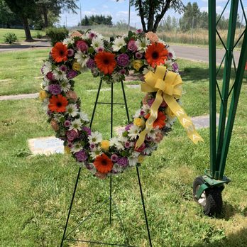 Flowers N More - Funeral flowers - Florists Near Me - Albany, Oregon Flowers N More - Funeral flowers - Florists Near Me - Albany, Oregon