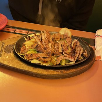 Azteca Mexican Restaurant - Steak Fajitas - Mexican Near Me - Tukwila, Washington Azteca Mexican Restaurant - Steak Fajitas - Mexican Near Me - Tukwila, Washington