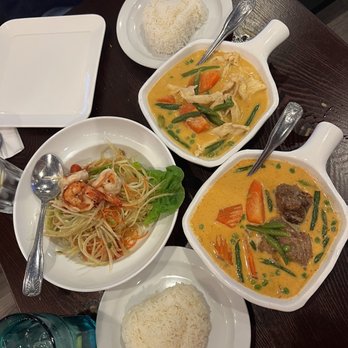 Coconut Rabbit - Short Rib Panang Curry, Chicken Panang Curry, Green Papaya Salad with shrimps. Rice that was served heart shaped. - Thai Near Me - Los Alamitos, California Coconut Rabbit - Short Rib Panang Curry, Chicken Panang Curry, Green Papaya Salad with shrimps. Rice that was served heart shaped. - Thai Near Me - Los Alamitos, California