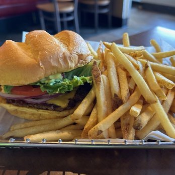 Smashburger - Classic Smash - Burgers Near Me - Tulsa, Oklahoma