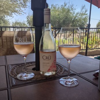 CRŪ Winery - Wineries Near Me - Madera, California CRŪ Winery - Wineries Near Me - Madera, California