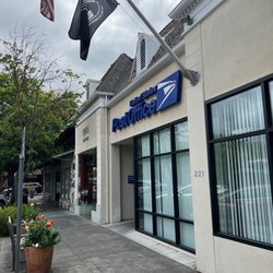US Post Office - Front entry