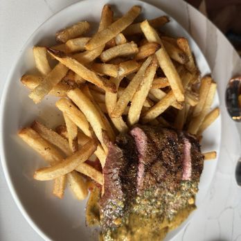 Winston's Tavern - Steak Frites - New American Near Me - Evans, Georgia Winston's Tavern - Steak Frites - New American Near Me - Evans, Georgia