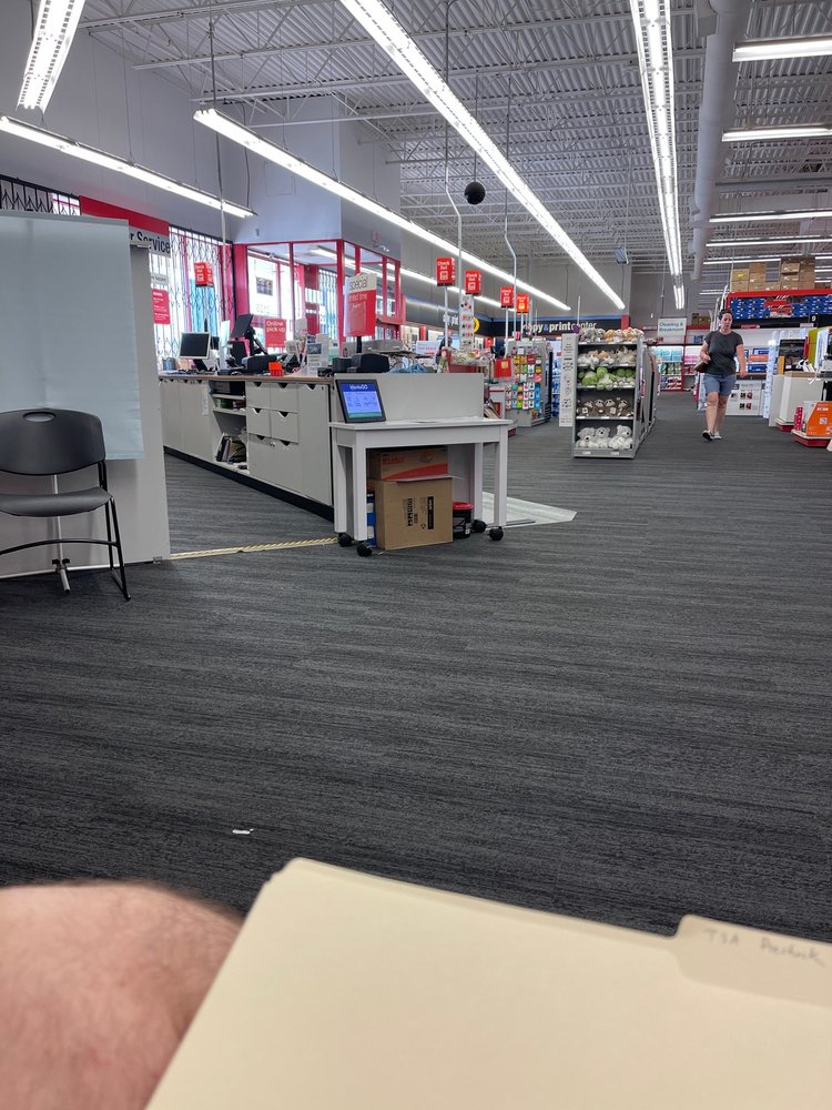 STAPLES Updated October 2024 17 Photos & 15 Reviews 2135 E