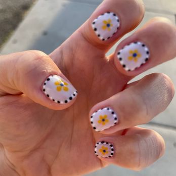 Rex Nails - Nail art flower - Nail Salons Near Me - Long Beach, California Rex Nails - Nail art flower - Nail Salons Near Me - Long Beach, California