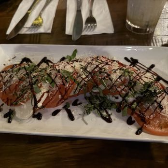 Skipolini's Italian - Caprese Salad - Pizza Near Me - Reno, Nevada Skipolini's Italian - Caprese Salad - Pizza Near Me - Reno, Nevada