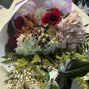 Flowers by Bernadette - Florists Near Me - Brooklyn, New York Flowers by Bernadette - Florists Near Me - Brooklyn, New York