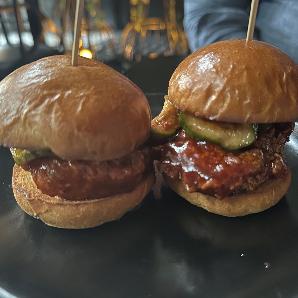 Ms Yoo - kpop chicken sliders - Korean Near Me - New York, New York Ms Yoo - kpop chicken sliders - Korean Near Me - New York, New York