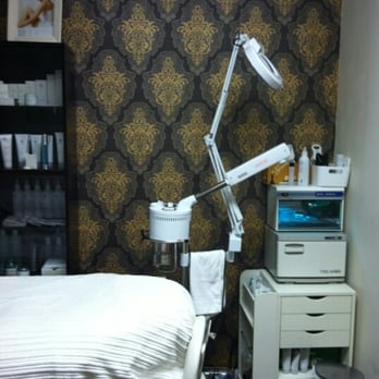 Tammy's Salon - Facial Room - Skin Care Near Me - Great Neck, New York Tammy's Salon - Facial Room - Skin Care Near Me - Great Neck, New York
