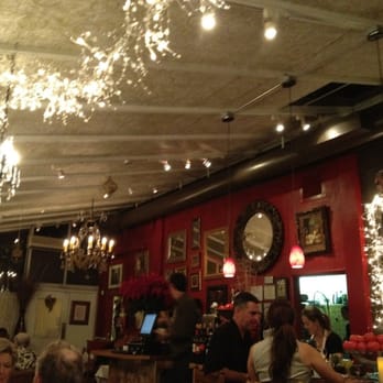 Baci Bistro - Christmas decorations - Italian Near Me - Kailua, Hawaii