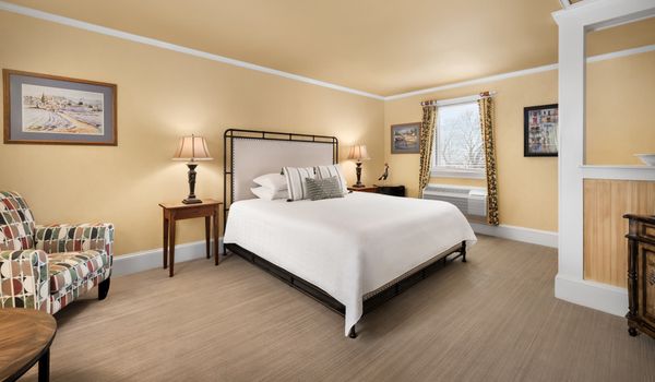 L'Auberge Provencale Inn & Restaurant by null