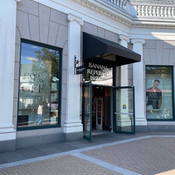 McArthurGlen Designer Outlet - Outlet Stores Near Me - Richmond, British Columbia