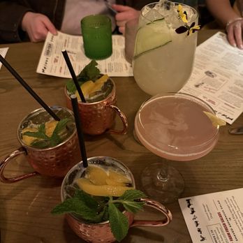 Farm Bar - Lakeview - Broken Curfew + Cosmo + Mom's of Lakeview - Bars Near Me - Chicago, Illinois