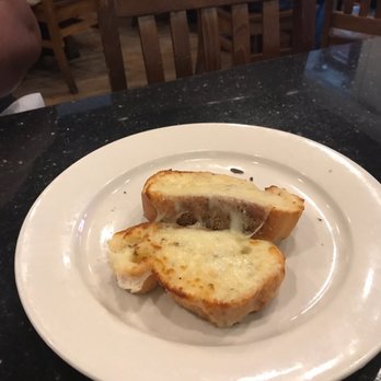 Amicci's - The remaining 1/2 of our cheesy garlic bread order. - Italian Near Me - Baltimore, Maryland