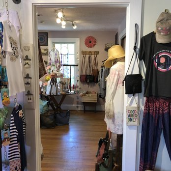 Horse Hippie - Women's Clothing Near Me - Clifton, Virginia Horse Hippie - Women's Clothing Near Me - Clifton, Virginia