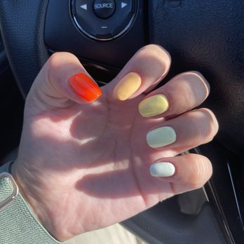 Bestow Nails Spa - nails - Nail Salons Near Me - Pico Rivera, California