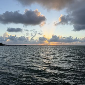 Atlantic's Edge Restaurant - Sunrise breakfast - Seafood Near Me - Islamorada, Florida