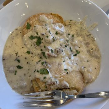 L’Amitié Bistro - Biscuits and gravy - Breakfast & Brunch Near Me - Denton, Texas