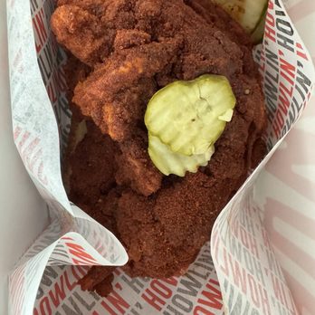 Howlin' Ray's - Medium fenders - Southern Near Me - Pasadena, California