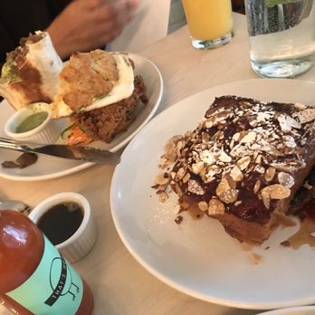 Egg Shop - Hot Chix Sandwich, Chai French Toast Cruisers, Soooo-Cal Burrito - Breakfast & Brunch Near Me - Brooklyn, New York Egg Shop - Hot Chix Sandwich, Chai French Toast Cruisers, Soooo-Cal Burrito - Breakfast & Brunch Near Me - Brooklyn, New York